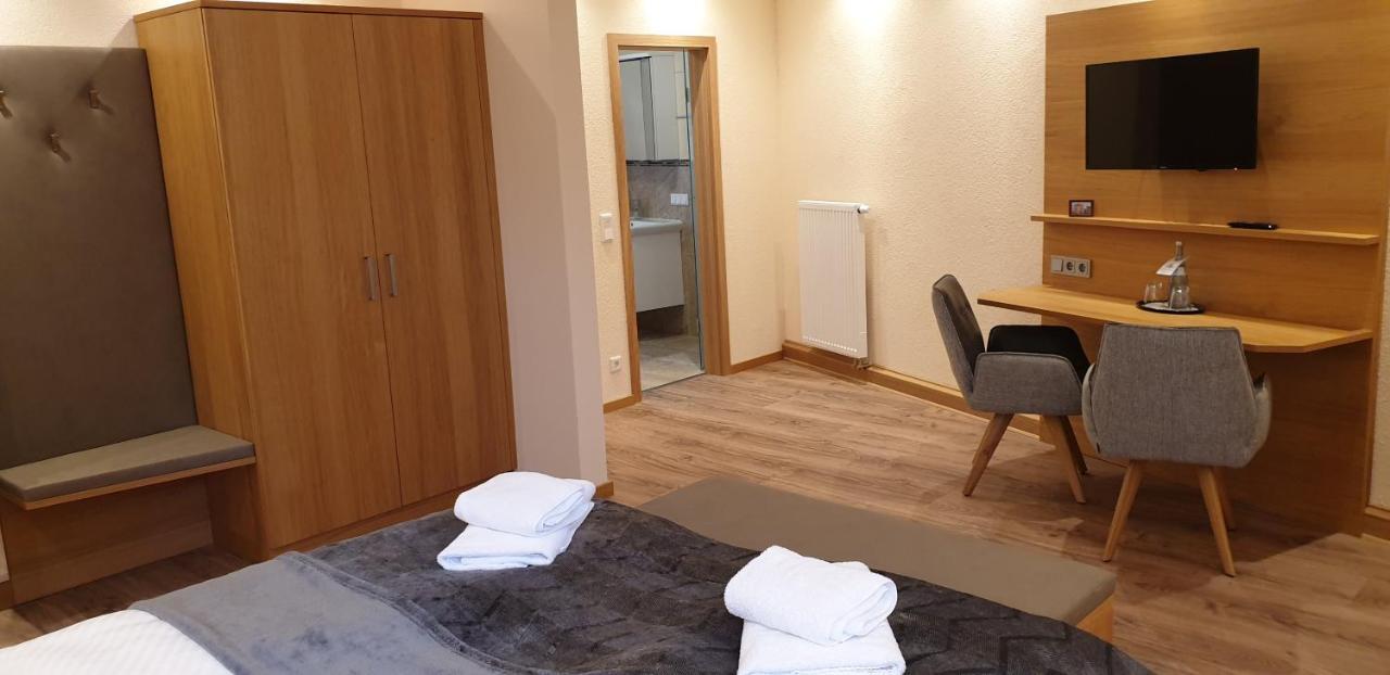 Gasthause Zur Krone Hotel Лаймен Екстериор снимка